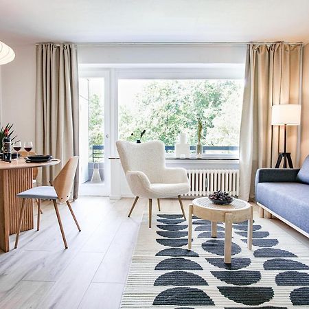 Homefy Feel-Good Apartment - Own Parking, Balcony And Garden Есен Екстериор снимка