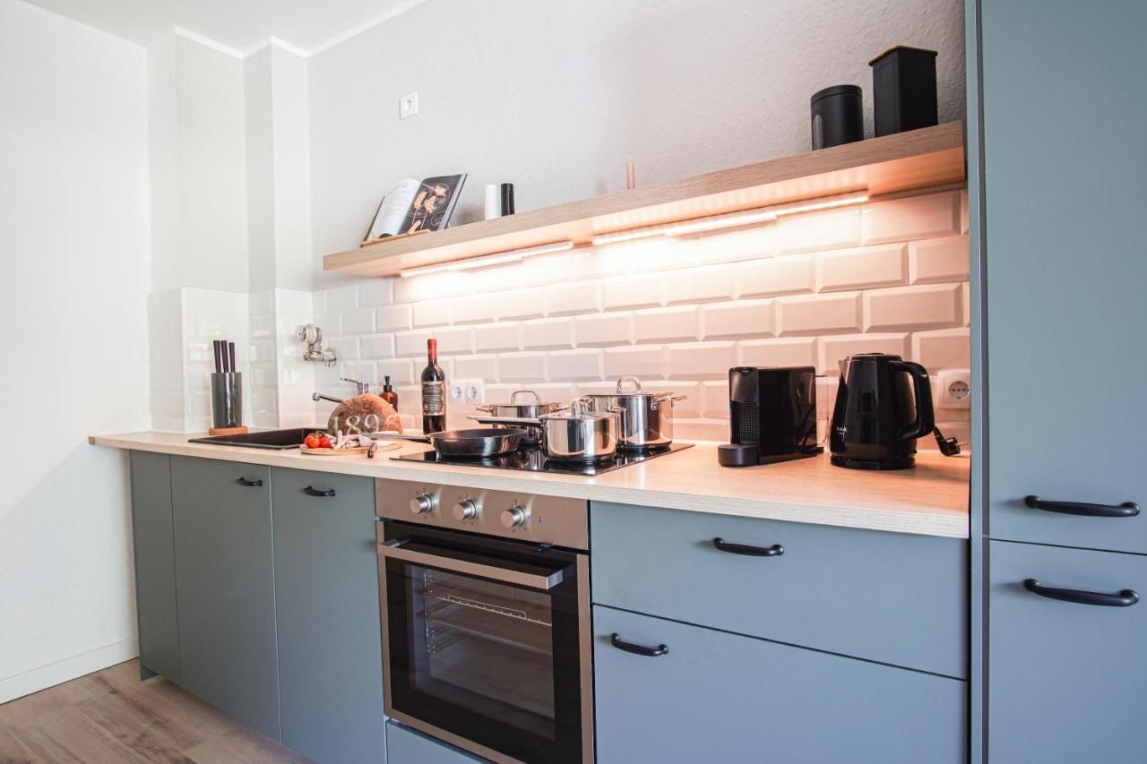 Homefy Feel-Good Apartment - Own Parking, Balcony And Garden Есен Екстериор снимка