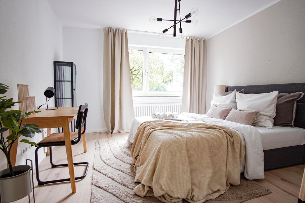 Homefy Feel-Good Apartment - Own Parking, Balcony And Garden Есен Екстериор снимка